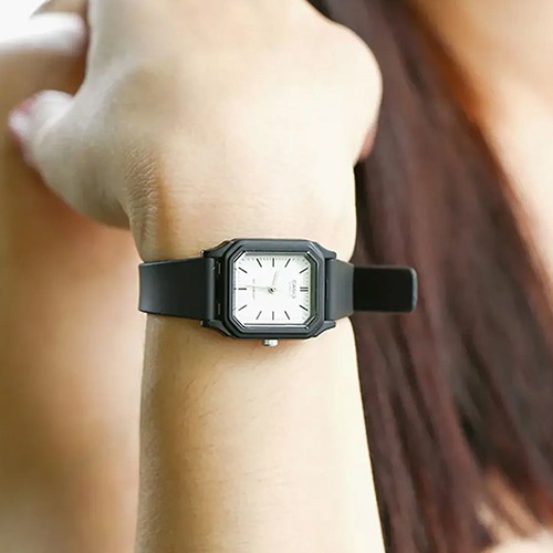 Women's Casio Watch LQ-142-7E