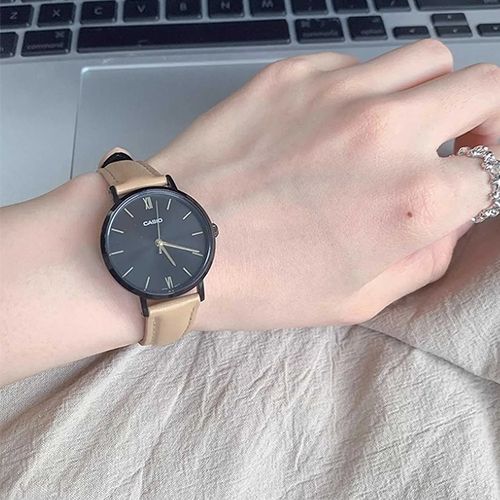 Women's Casio Watch LTP-VT02BL-1A