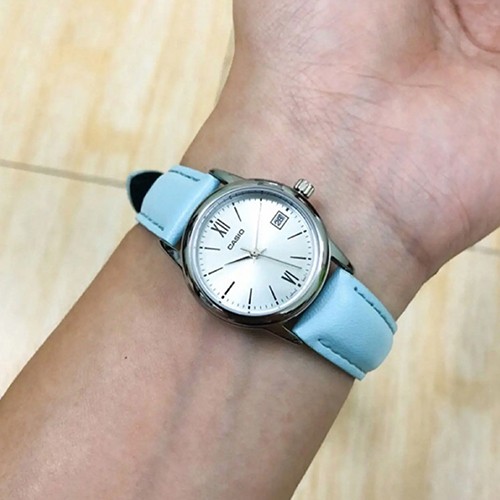 Women's Casio Watch LTP-V002L-2B3